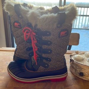 Sorel Boots- Women’s Sz 8- Great Condition